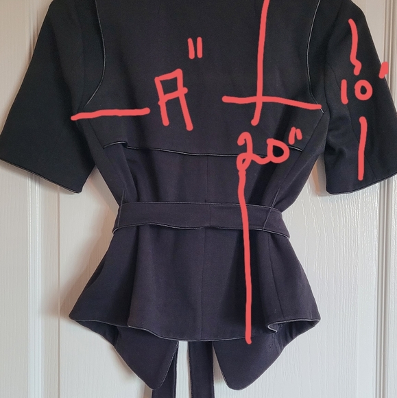 Sexy lil BCBG peplum style black blazer - Picture 13 of 16